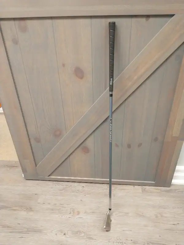 Ladies Wilson "Fat Shaft" 6 Iron in Golf in Hamilton - Image 6