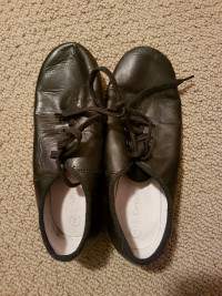 Dance jazz shoes size 2