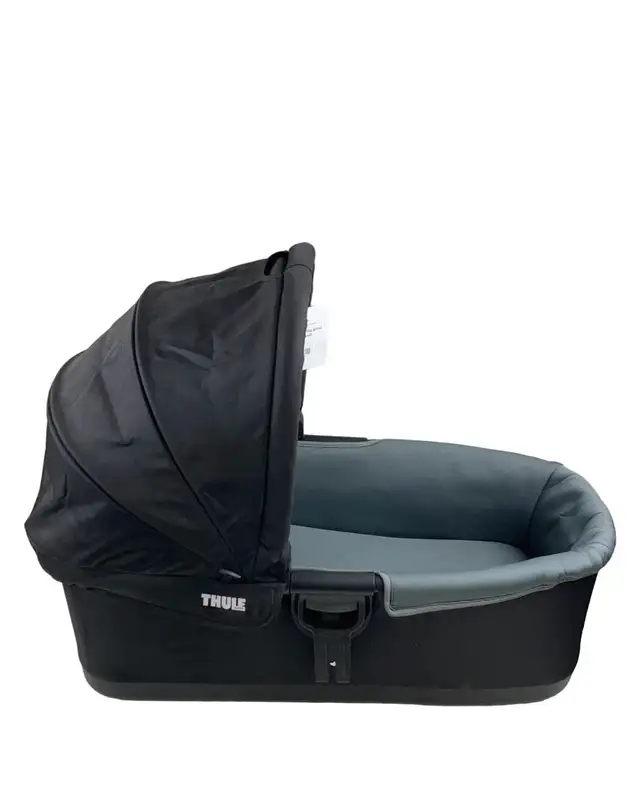 Thule Urban Glide 2 Stroller Bassinet - Black in Strollers, Carriers & Car Seats in Ottawa - Image 10