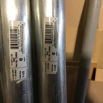 I'm offering new 1-1/2" x 10' EMT Conduit. This is unused electrical metallic tubing for protecting...