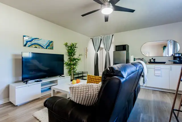 Short Term Rental in Short Term Rentals in City of Halifax - Image 3