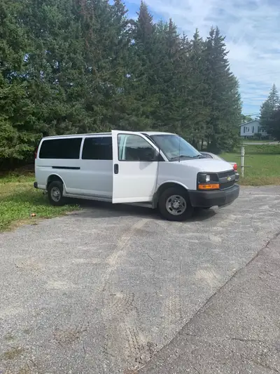 I'm selling my 2016 Chevrolet Express Passenger Van 3500, a robust and reliable van perfect for larg...