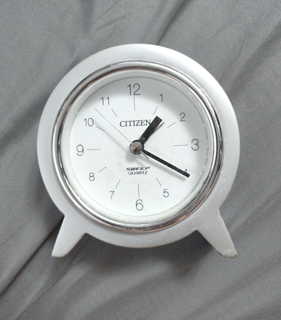 Vintage Citizen Travel Desk Mantle Clock Sweeping Quartz Battery, View more
