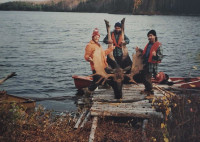 Camp de chasse et peche sur bord de lac 