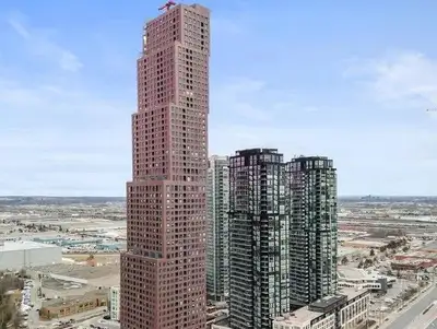 Welcome To CG Tower! In the heart of Vaughan's vibrant Metropolitan Centre! Gorgeous and Bright 1 Be...