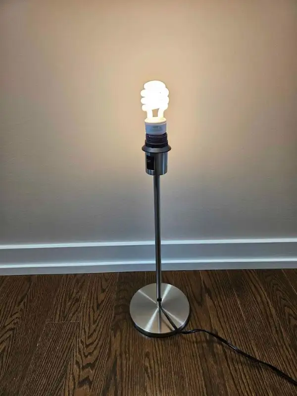 Table lamp. No shade in Indoor Lighting & Fans in Ottawa - Image 3
