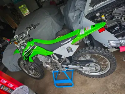 Has maybe 100 kms on it. Been garage stored. Have papers and plate. Electric start.