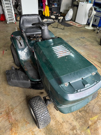 Craftsman lawn tractor riding mower 