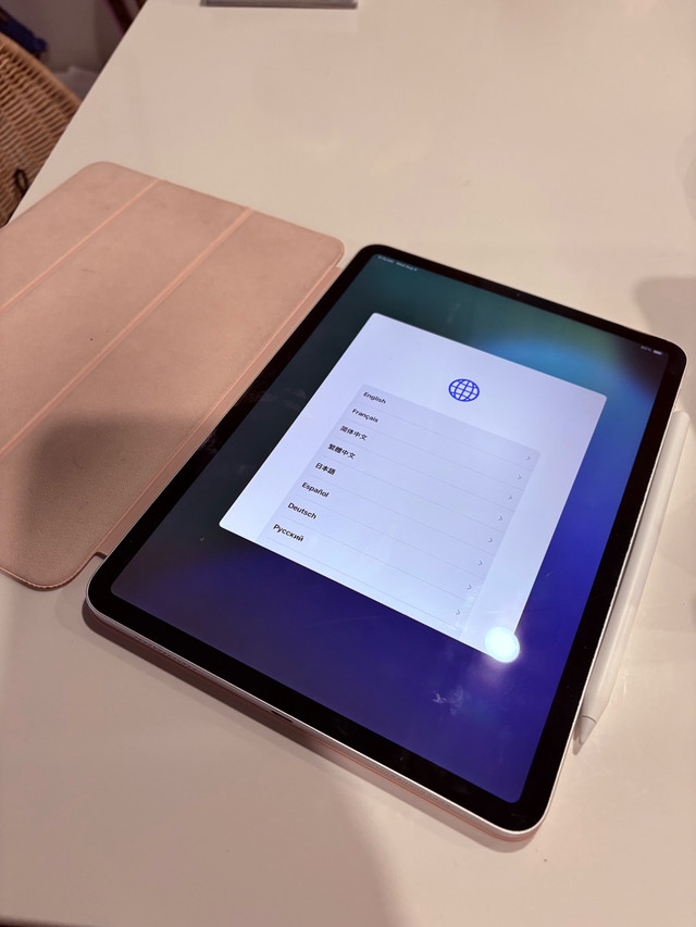 2021 iPad Pro  in iPads & Tablets in Kitchener / Waterloo - Image 2