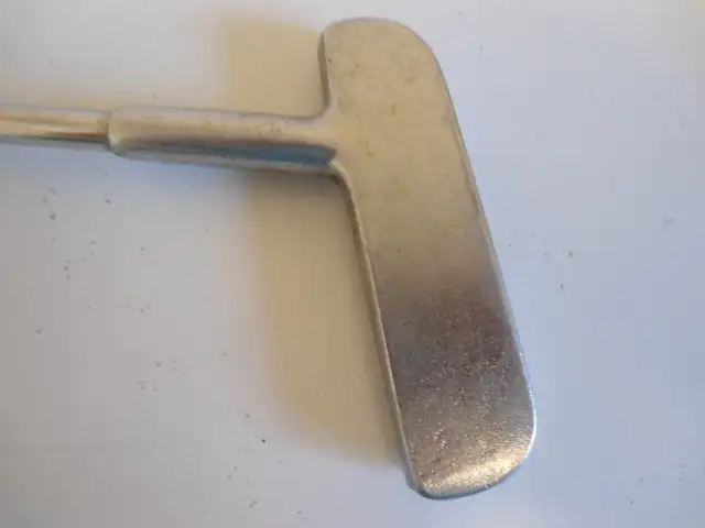 MEN'S SET OF RIGHT HANDED GOLF CLUBS WITH BAG in Golf in Sudbury - Image 8