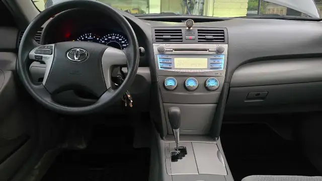 2010 Camry Low km592802211619809285
