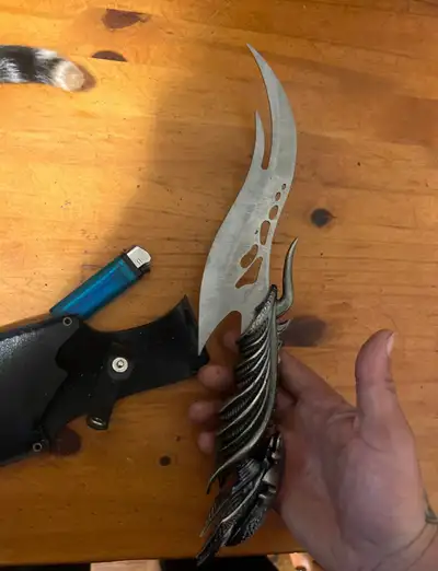 Useable sharp comes with sheath Paid 79$ for it from house of knives when it was in lime ridge mall...