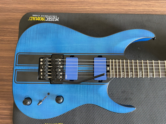 2022 Schecter GT-6 Banshee  in Guitars in Medicine Hat - Image 3