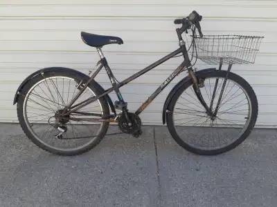 Raleigh Commuter Bike 26", View more