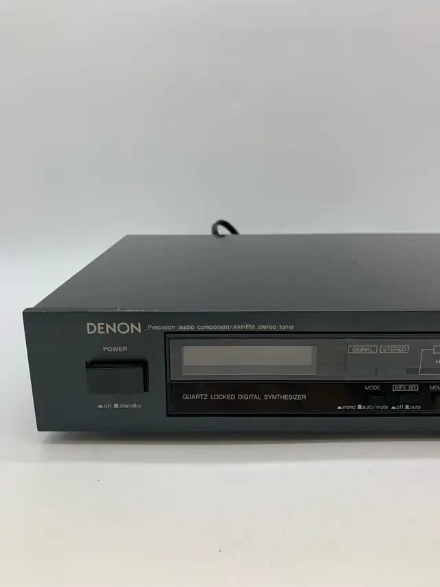 Denon TU-450 Vintage AM/FM Stereo Tuner - Tested in Stereo Systems & Home Theatre in City of Toronto - Image 3