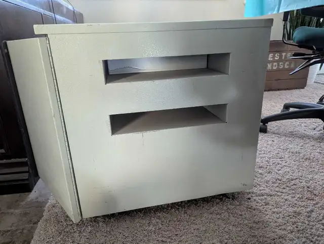 Metal Storage Cabinet in Bookcases & Shelving Units in St. Albert - Image 4