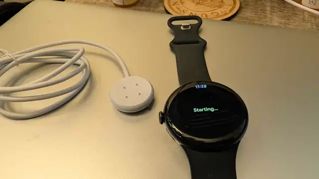Google Pixel Watch 3 LTE ( 45 mm) in General Electronics in Oakville / Halton Region - Image 6