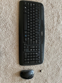 Logitech M215 wireless keyboard with mouse