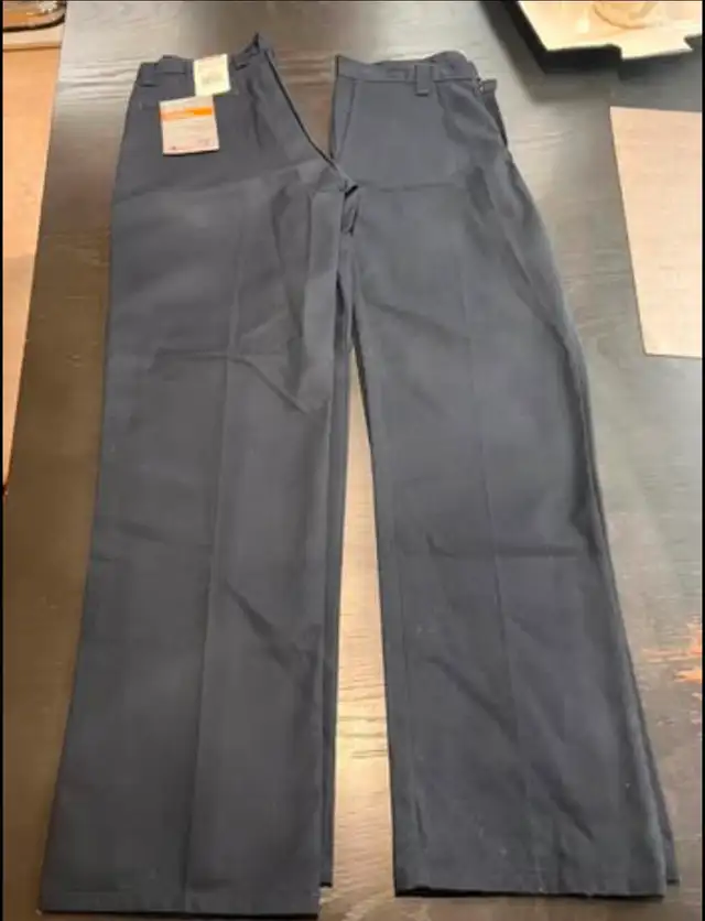 Genuine Dickies Flat Front Work Pants in Men's in Oshawa / Durham Region - Image 5