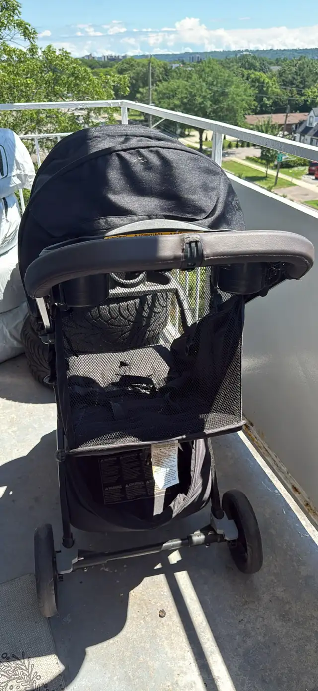Baby Trend Tango Stroller in Strollers, Carriers & Car Seats in Hamilton - Image 3