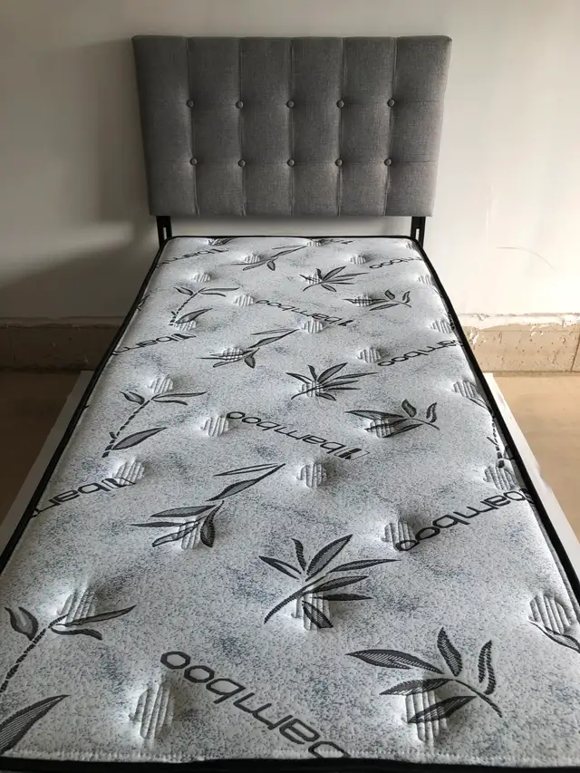 36" Twin Bed in Beds & Mattresses in Barrie - Image 4