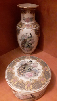 Japanese porcelain set