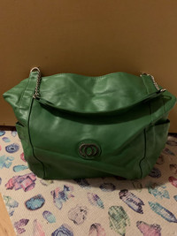 Green purse 