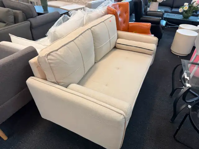 White/light grey sofa63793683326081121