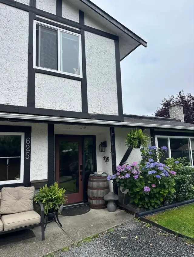 Sublet (Oct-March) - 3Bed/2Bath Home in Colwood, Victoria