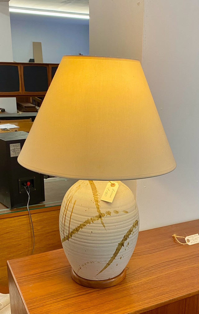 Teak Mid Century Modern Lamp  in Indoor Lighting & Fans in Oshawa / Durham Region - Image 3