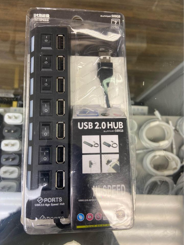 MULTI PORT USB HUB in Flash Memory & USB Sticks in Ottawa