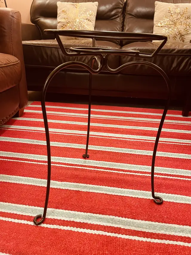 Gorgeous plant stand - Wrought iron (Brand new)  in Patio & Garden Furniture in Mississauga / Peel Region - Image 7