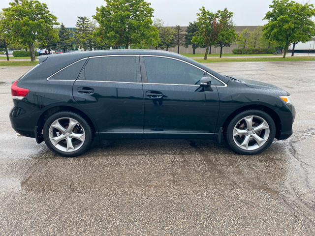 2014 Toyota Venza XLE Top of the line Very clean in Cars & Trucks in Mississauga / Peel Region