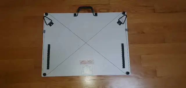 Portable Drafting/Art Board with Parallel ruler in Hobbies & Crafts in City of Toronto - Image 8