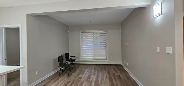 Move-In Ready 2-Bed, 2-Bath Condo in Ambleside in Long Term Rentals in Edmonton - Image 4