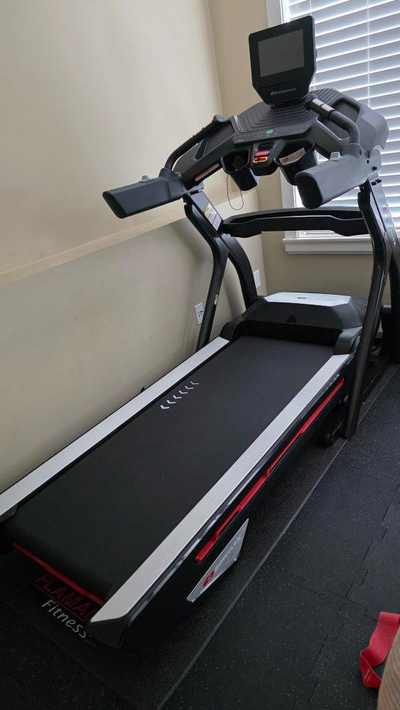 Bowflex Treadmill (T10) few years old (needs repair), View more