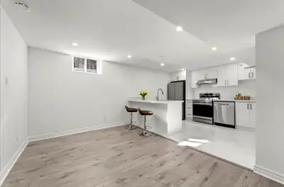 Modern & Spacious 2-Bedroom Basement Apartment for Lease in Aurora Welcome to this beautifully finis...