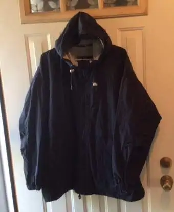 Size Medium - Men's Light Fall Jacket - Attached Hood in Men's in Winnipeg - Image 2