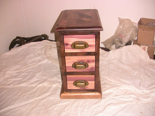 FOR SALE ANTIQUE HANDCRAFTED CABINETS in Hutches & Display Cabinets in Belleville - Image 2
