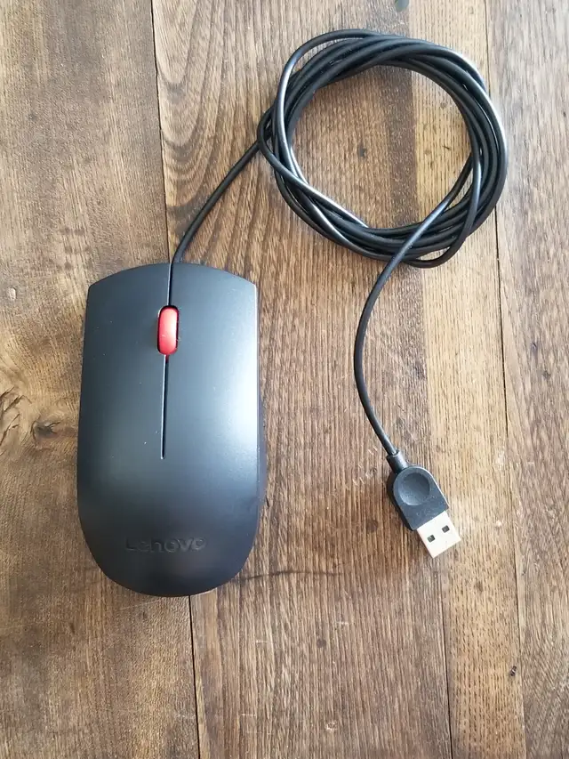 Lenovo Mouse in Mice, Keyboards & Webcams in City of Montréal - Image 2