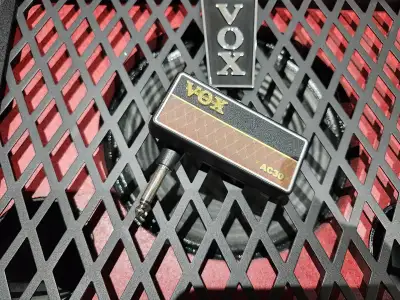 Vox Amplug for Guitar AC30 w effects, View more
