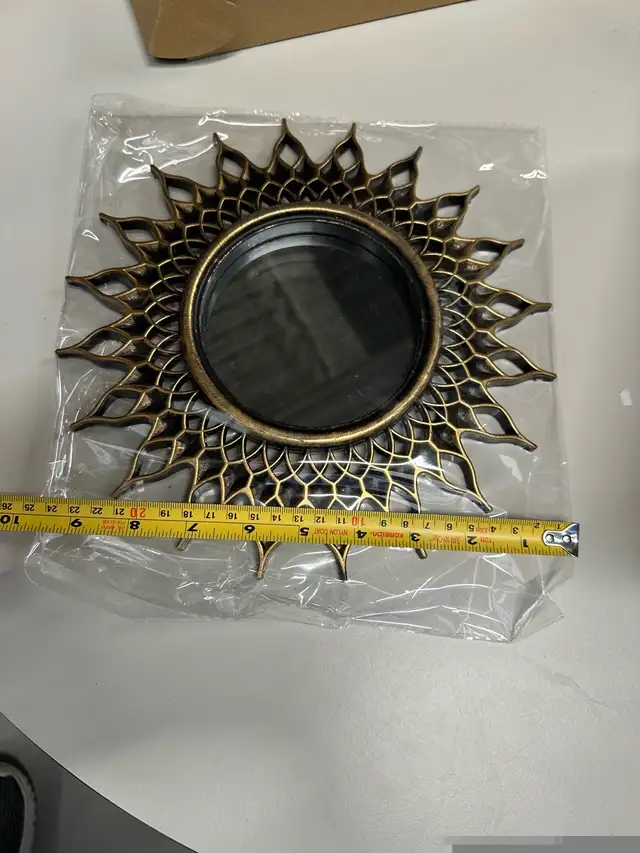 Vintage Gold Mirrors for Wall in Home Décor & Accents in Mississauga / Peel Region - Image 8