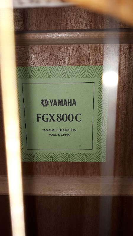 Yamaha FGX800C Acoustic/Electric dans Guitares  à Région d’Oakville/Halton - Image 2