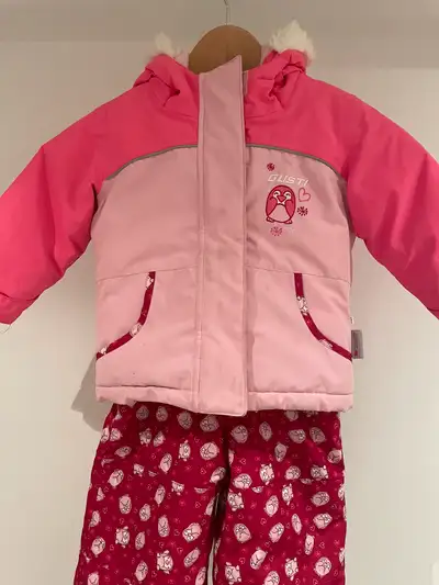 Rose, de marque Gusti, Grandeur 18M pantalon et veste Pink, Gusti brand, size 18M pants and jacket