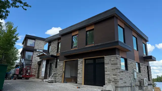 Siding Installers in Construction & Trades in Ottawa - Image 10