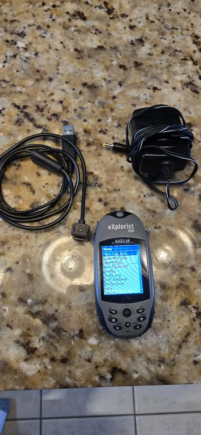 Magellan Explorist 500 GPS in Fishing, Camping & Outdoors in Norfolk County - Image 4