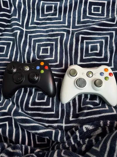 XBOX 360 controllers, View more