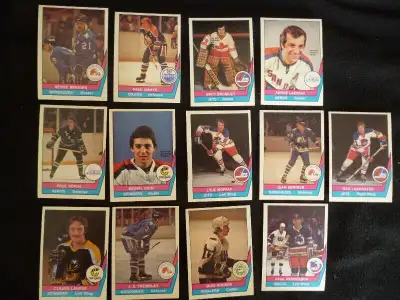 23 1977/78 WHA OPC hockey cards including Paul Henderson, View more
