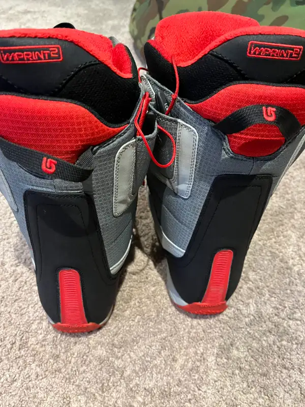 Men's snowboard boots in Snowboard in Downtown-West End - Image 4