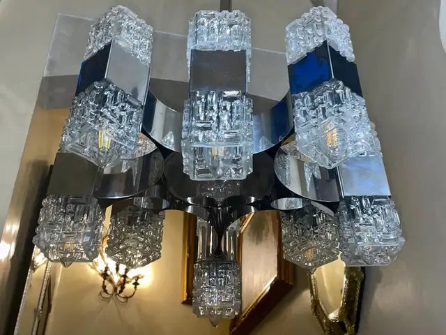 CHANDELIER BY GAETANO SCIOLARI IN GLASS AND CHROME in Indoor Lighting & Fans in City of Toronto - Image 9